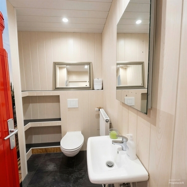 WC EG - (KI generiert) - 