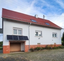 Familien- und Tierparadies mit Weitblick – Modernisiertes 1–2-Familienhaus auf großem Grundstück - Schallodenbach