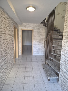 Flur/Treppe EG - 