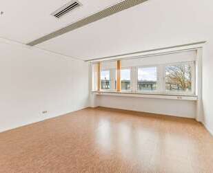 Büro in Haar 400,00 € 26 m² - 400,00&nbsp;EUR Kaltmiete, ca.&nbsp; 26,00&nbsp;m&sup2; in Haar (PLZ: 85540)
