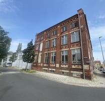 Stadtteil-Luckenwalde MFH (4 WE + 1 GE) & Rohbau -Ausbau zu MFH mit ca.1.000 - 1.200 qm Wohnfläche !