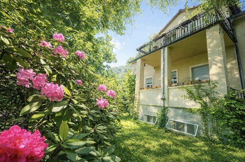 Seitenansicht - Kapitalanlage - Berlin - Stadtvilla als MFH inkl. Wohnhaus – auf 1.396 m² GST – nur 100 m zur S‑Bahn