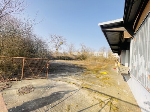 Hinterhof der Gewerbefläche - freie Fläche - 