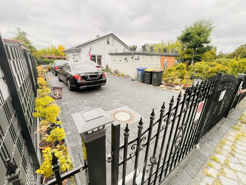 Blick in Richtung Innenbereich - Ein/Ausgangsbereich - 2 Zimmer Einfamilienhaus in Berlin / Bohnsdorf
