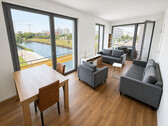 Wohnbereich - Wasser Ausblick - 2 Zimmer Etagenwohnung in Berlin