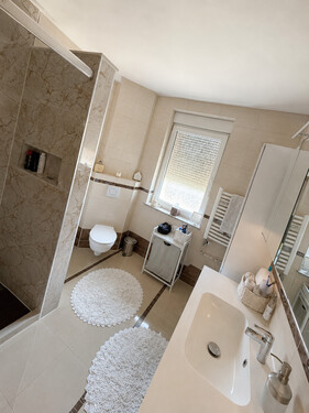 EG-WC - 