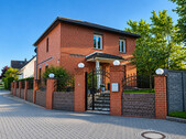 Eingangsbereich - Traumhafte Stadtvilla in Berlin – Hohenschönhausen - 406 m² Grundstück, Terrasse & Garten - Top Lage