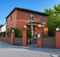 Traumhafte Stadtvilla in Berlin – Hohenschönhausen - 406 m² Grundstück, Terrasse & Garten - Top Lage - Berlin / Wartenberg