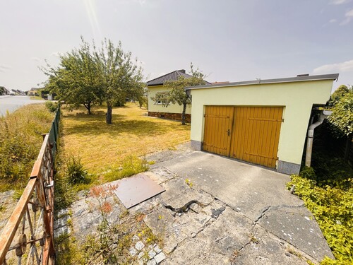 Blick in Richtung Garage - 