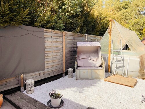 Blick in Richtung - Terrasse (Pool) - 