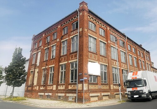 Rohbauhaus - Stadtteil-Luckenwalde MFH (4 WE + 1 GE) & Rohbau -Ausbau zu MFH mit ca.1.000 - 1.200 qm Wohnfläche !