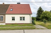 Frontansicht - 4 Zimmer Doppelhaushälfte zum Kaufen in Uckerland / Werbelow