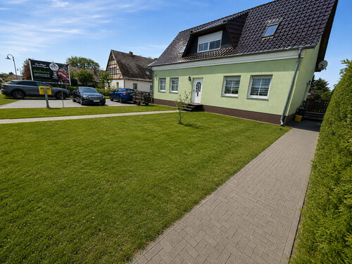 Haus - Vorderansicht - 6 Zimmer Zweifamilienhaus zum Kaufen in Altglietzen / Steinbeck