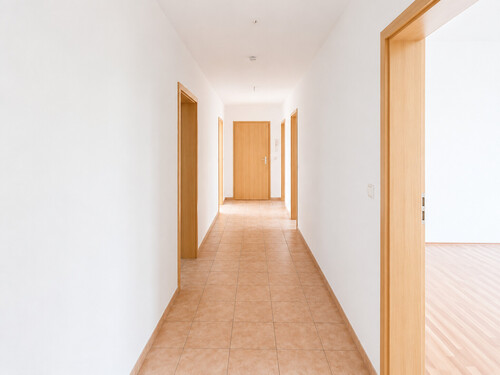 1. OG Flurbereich - 3 Raumwohnung - 