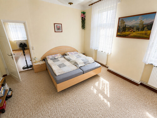2 WE - Schlafzimmer - 