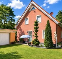 EFH + Bungalow auf 1.071 m² Grundstück – inkl. 2 Garagen & Wellness - Oranienburg - Schmachtenhagen! - Oranienburg / Schmachtenhagen