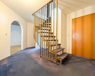 Attraktive Gewerbe- Maisonette in Beelitz- Büro- und Praxisräume auf 2 Ebenen