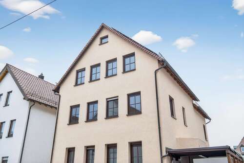Außenansicht - 10 Zimmer Mehrfamilienhaus, Wohnhaus in Stuttgart