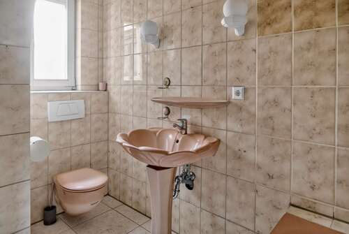 Badezimmer (EG) - 