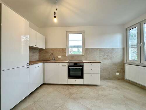 Küche - 3 Zimmer Erdgeschoßwohnung in Esslingen