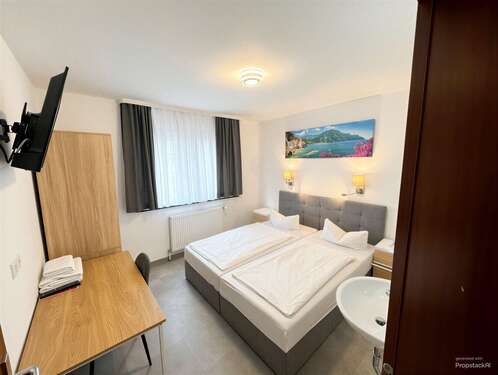 Saniertes Zimmer - Renditestarkes Hotel mit 24 Zimmern in Stuttgart-Ost