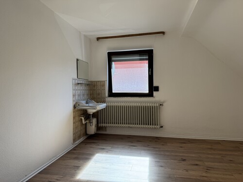 Zimmer 2 - 