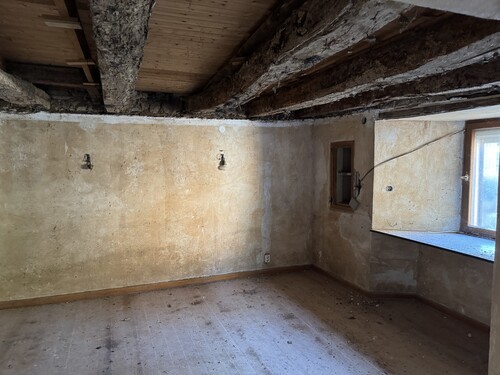 Wohnzimmer - Bauernhaus, Landhaus mit 85,00 m&sup2; in Gönnersdorf zum Kaufen