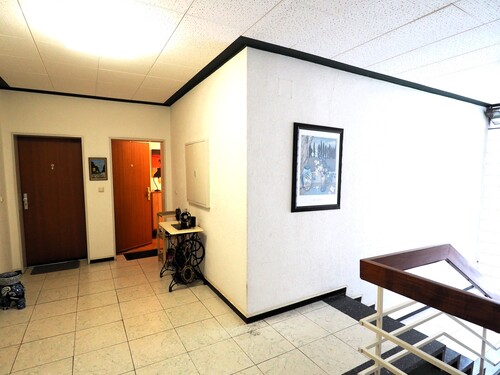 Treppenhaus - 3 Zimmer Einfamilienhaus zum Kaufen in Bad Breisig