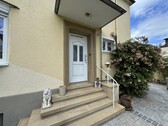 Haustür - 5 Zimmer Einfamilienhaus in Bad Breisig