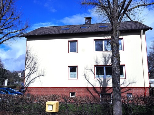 Straße - Mehrfamilienhaus, Wohnhaus mit 276,00 m² in Berndorf zum Kaufen