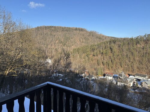 Aussicht - 10 Zimmer Burg zum Kaufen in Schwarzburg