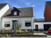 Außenansicht - 4 Zimmer Einfamilienhaus zum Kaufen in Kelberg