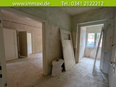 Wohnzimmer und Flur in Sanierung - 