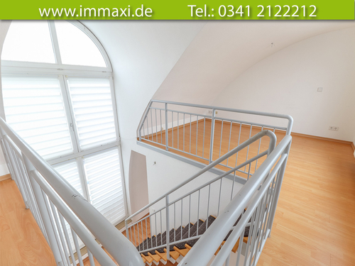 Schlafbereich-und-Treppe - 