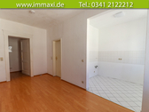 Wohnzimmer-mit-Blick-zur-Küche - 
