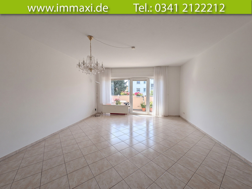 Wohnzimmer (mit KI von Gegenständen beräumt) - Etagenwohnung mit 81,90 m&sup2; in Leipzig zum Kaufen