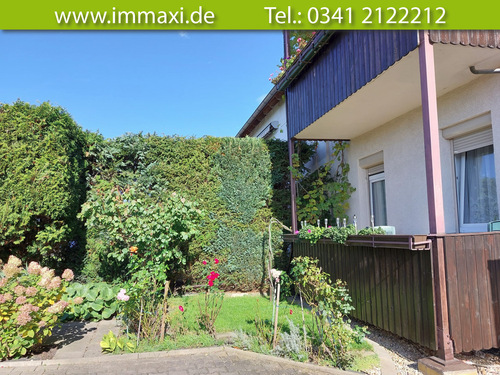 Hof und Gartenansicht - 