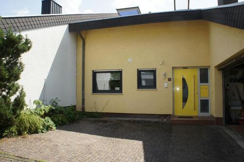 Foto - ** REIHENMITTELHAUS MIT SCHÖNEM GARTEN IN RUHIGER LAGE VON ROHRBACH ***