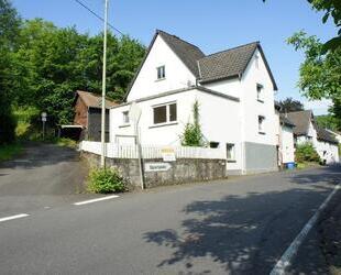 ** WOCHENENDHAUS-ODER FERIENHAUS - IN RUHIGER LAGE IM WESTERWALD **** - Selbach