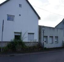 ** MEHRFAMILIENHAUS - ROHBAU - FÜR HANDWERKER UND INVESTOREN **** - Freirachdorf