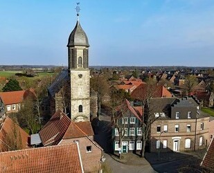 Helle 2-Zimmer-Wohnung im Dachgeschoss eines gepflegten Dreifamilienhauses! - Drensteinfurt Rinkerode