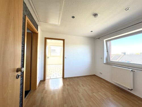 Flur - 2 Zimmer Dachgeschoßwohnung zum Kaufen in Drensteinfurt