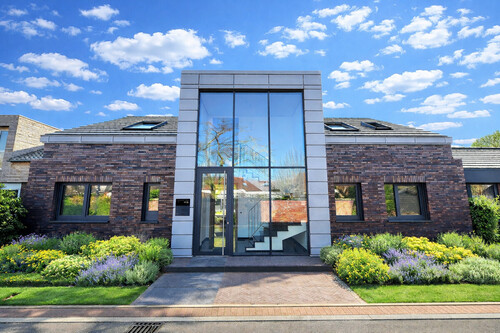 Bestandsobjekt in der Nachbarschaft 1 - 