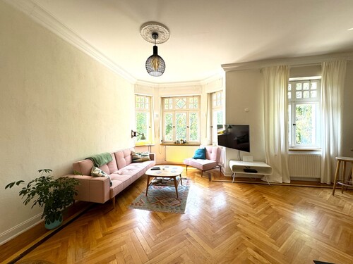 Wohnbereich - 15 Zimmer Villa zum Kaufen in Altenberge