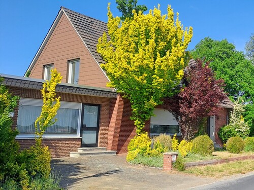 Vorderansicht - Landidylle mit Perspektive – Großzügiges Anwesen am Rande von Gronau-Epe!