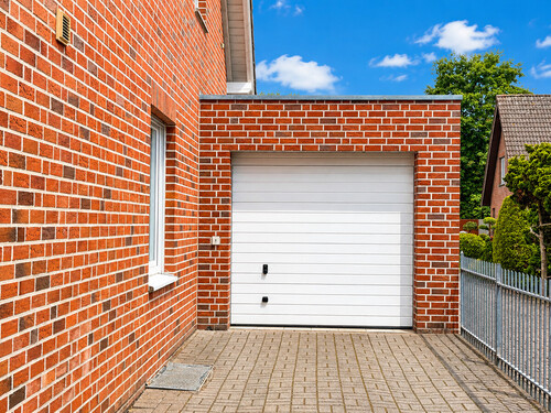Garage - 