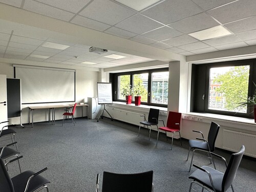 Behandlungsraum / Seminarraum - 