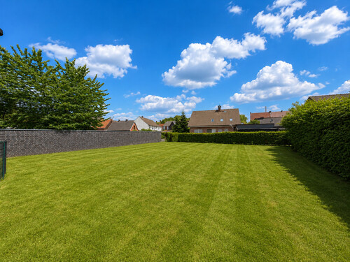 Gartenansicht mit Ausbaupotenzial - 