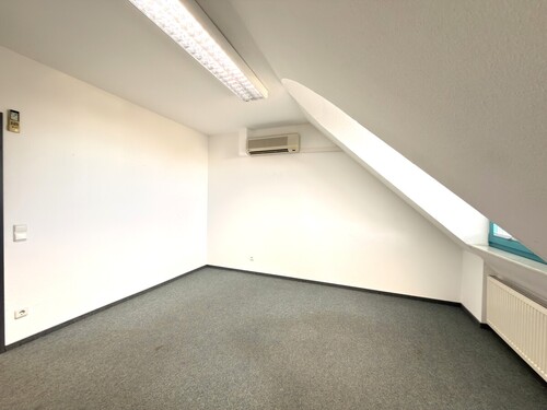 Büro-Behandlung 4 - 