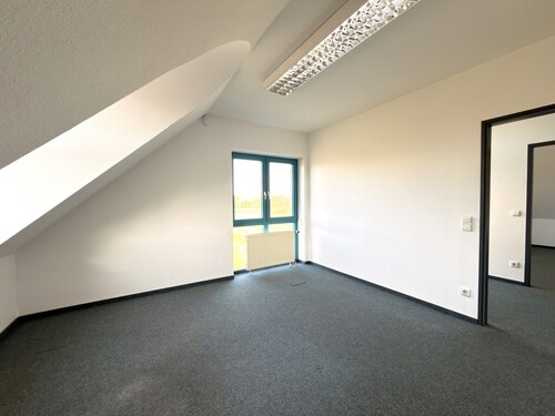 Büro-Behandlung 1 - 